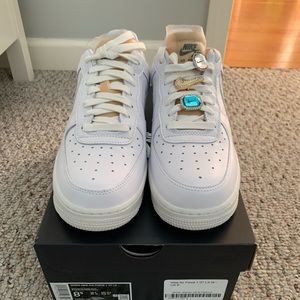 Nike Air Force 1 07 LX Bling/ Glacier Size 8.5 W